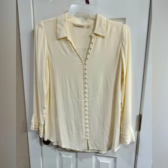 Soft Surroundings V-neck button down blouse - Picture 1 of 9